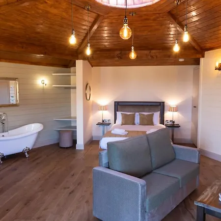 Wildlands Galway بيت خشبي Moycullen