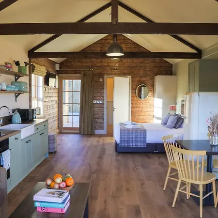 بيت خشبي Wildlands Galway Moycullen