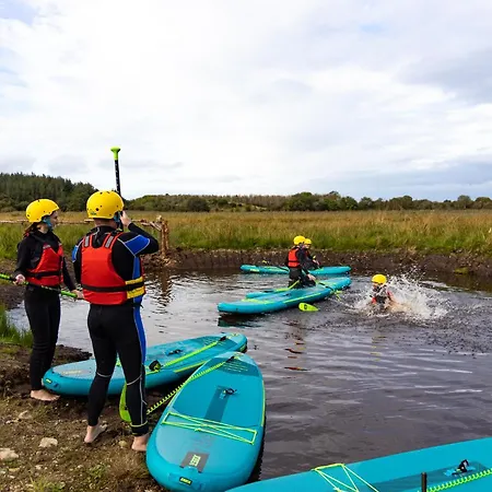 Wildlands Galway بيت خشبي *