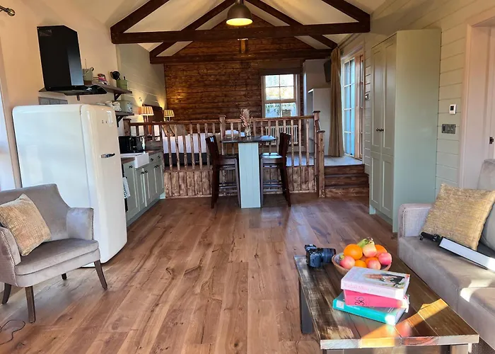 Wildlands Galway Lodge