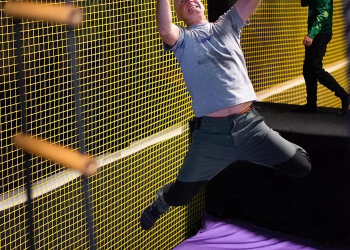 Wildlands Galway Lodge *